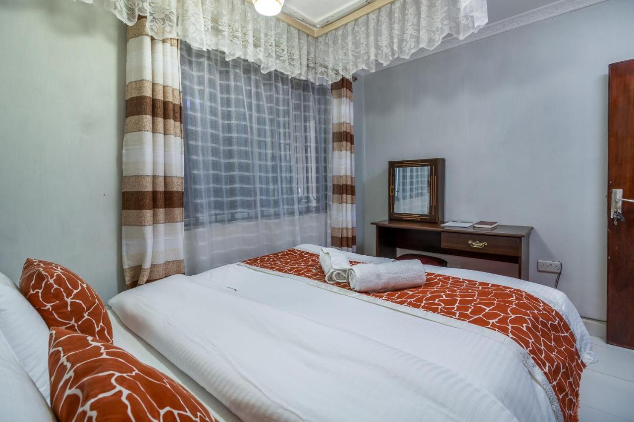 Javilla Eagles Safari Guest House Найроби Экстерьер фото
